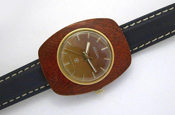 Raketa watch, wooden case USSR 1975
