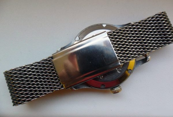 Russian mechanical watch Saturn USSR