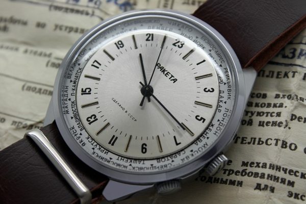 Russian 24-Hour Watch Raketa 2623.H World Time USSR 1991